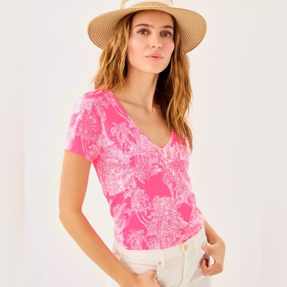 Lilly Pulitzer Tops - EUC Lilly Pulitzer Etta V-Neck Top Roxie Pink Pb Anniversary Toile